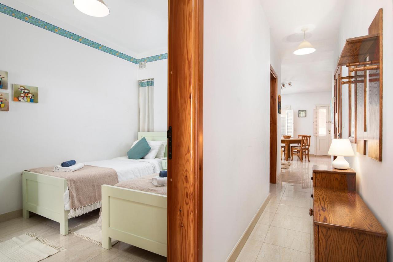 Modern 2Br Apartment Close To Sea, In The Heart Of Слима Экстерьер фото